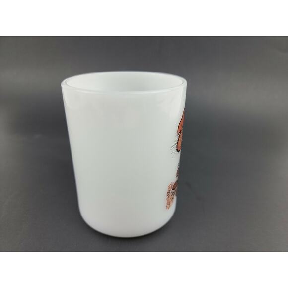 Vintage Federal Glass White Milk Glass Beaver Mug CANADA Maple Leaf Art Work - Picture 7 of 11